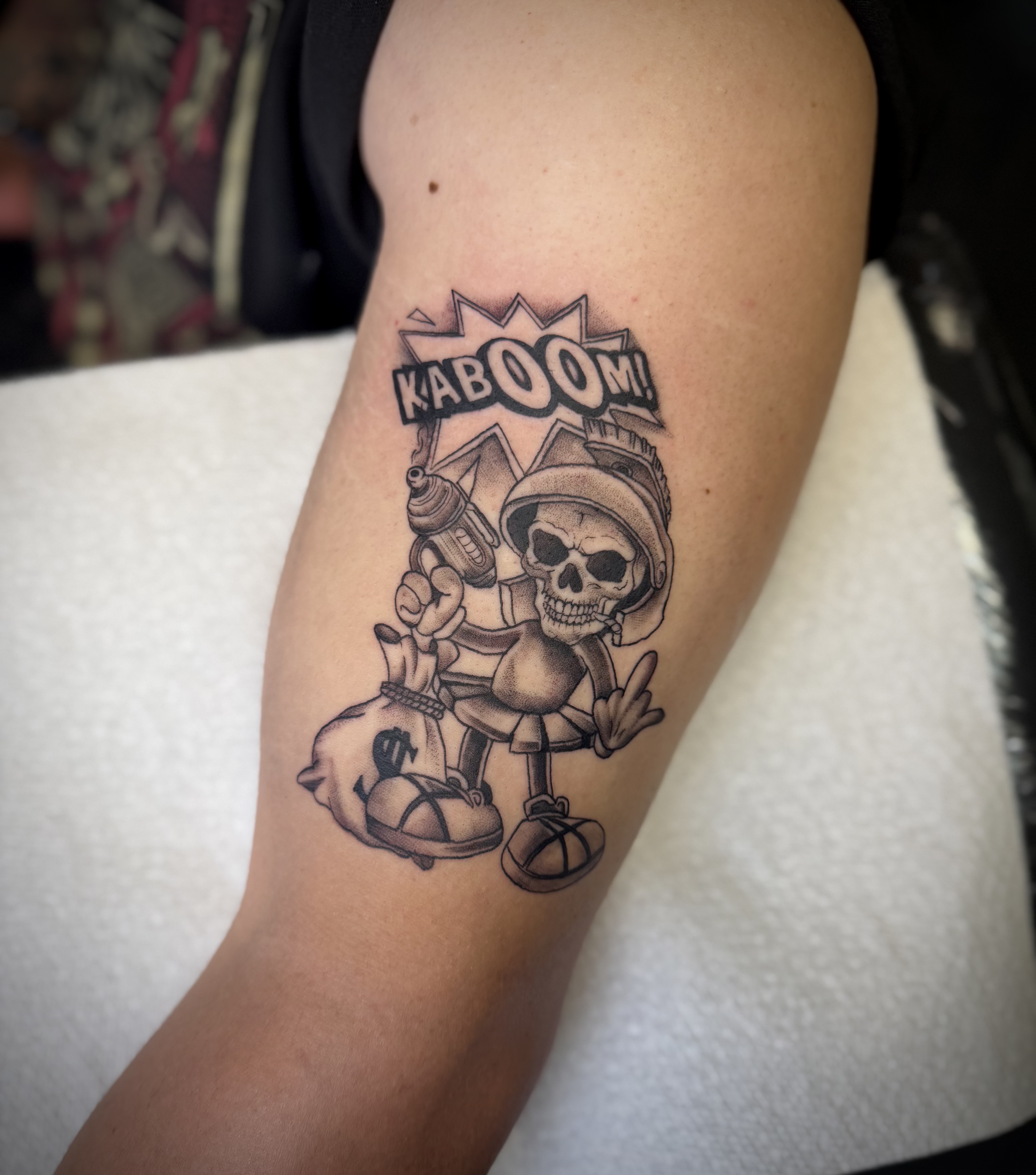 Detailed realism tattoo artwork by Elier