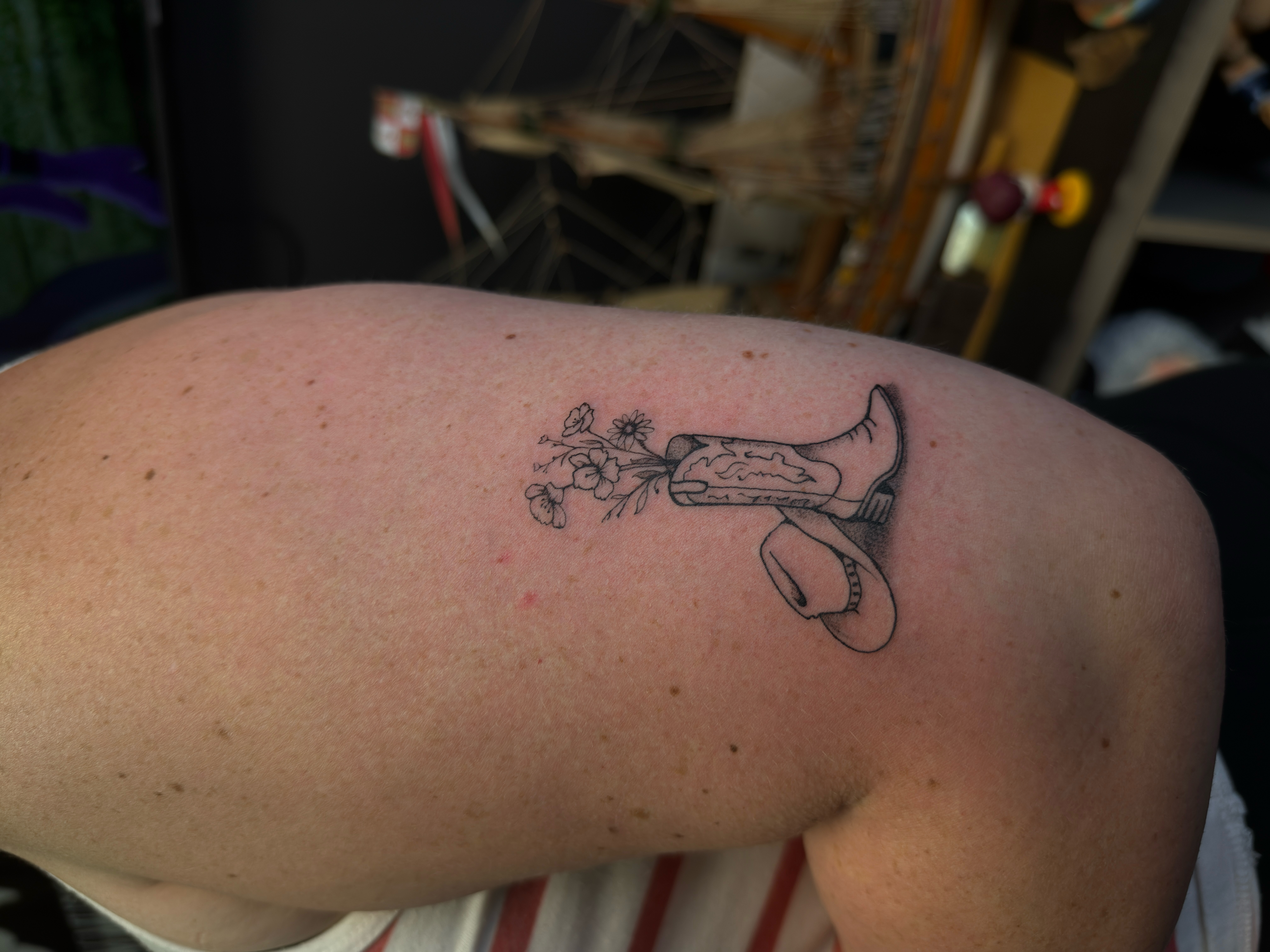 Black and grey tattoo shading by Isaiah